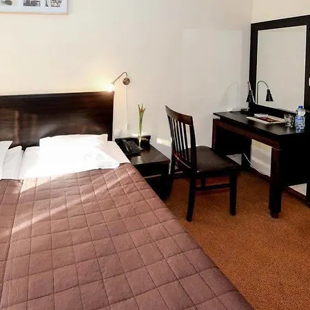 Liburnia Hotel 3*